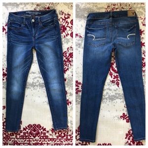 American Eagle jeans super stretch size 4 short